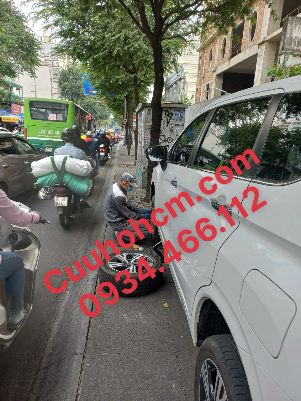 Cứu hộ ô tô khẩn cấp TPHCM