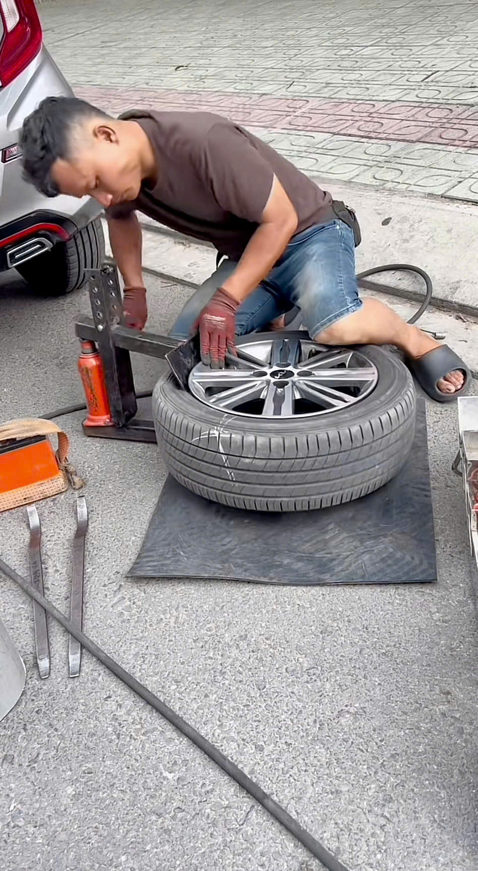 cứu hộ xe Mercedes HCM